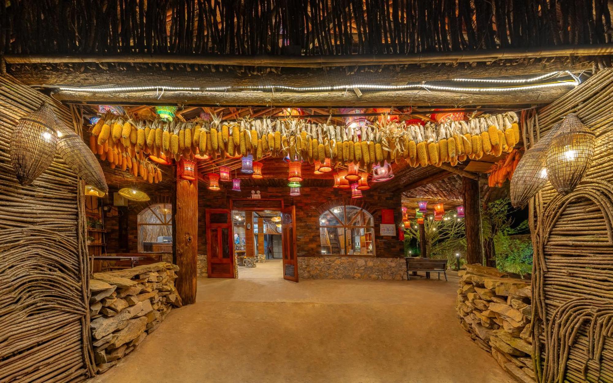 Sapaxa Spring Garden Ecolodge 외부 사진